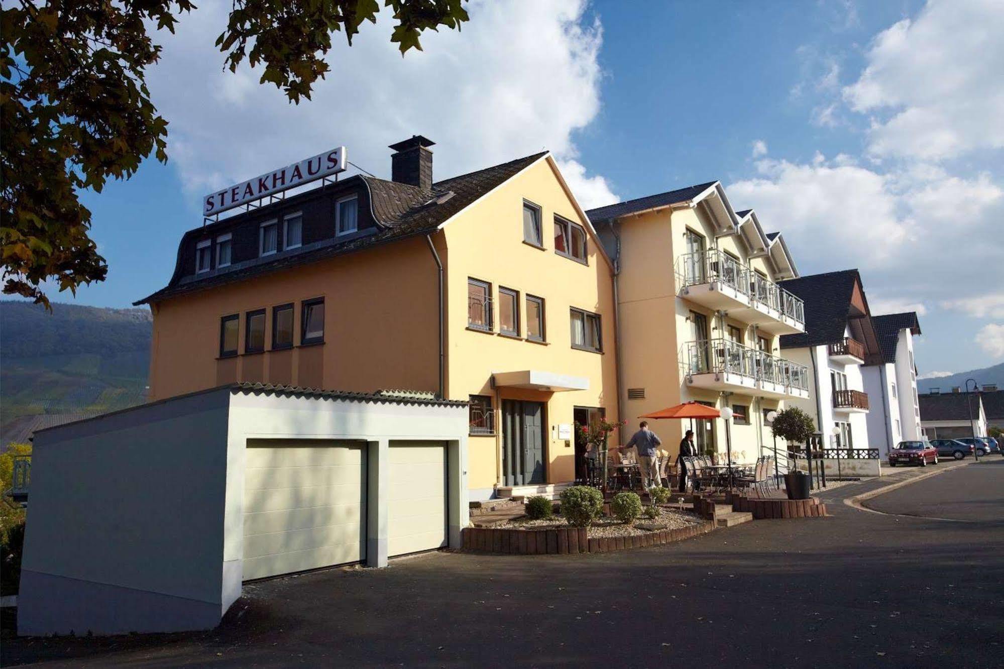 Christiana'S Wein & Art Hotel Bernkastel-Kues Exterior foto